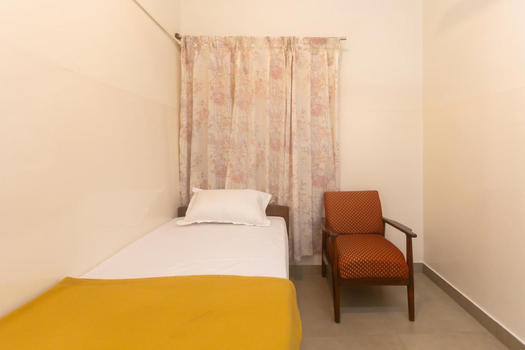 Sri Ramakrishna Hotel بنغالور المظهر الخارجي الصورة